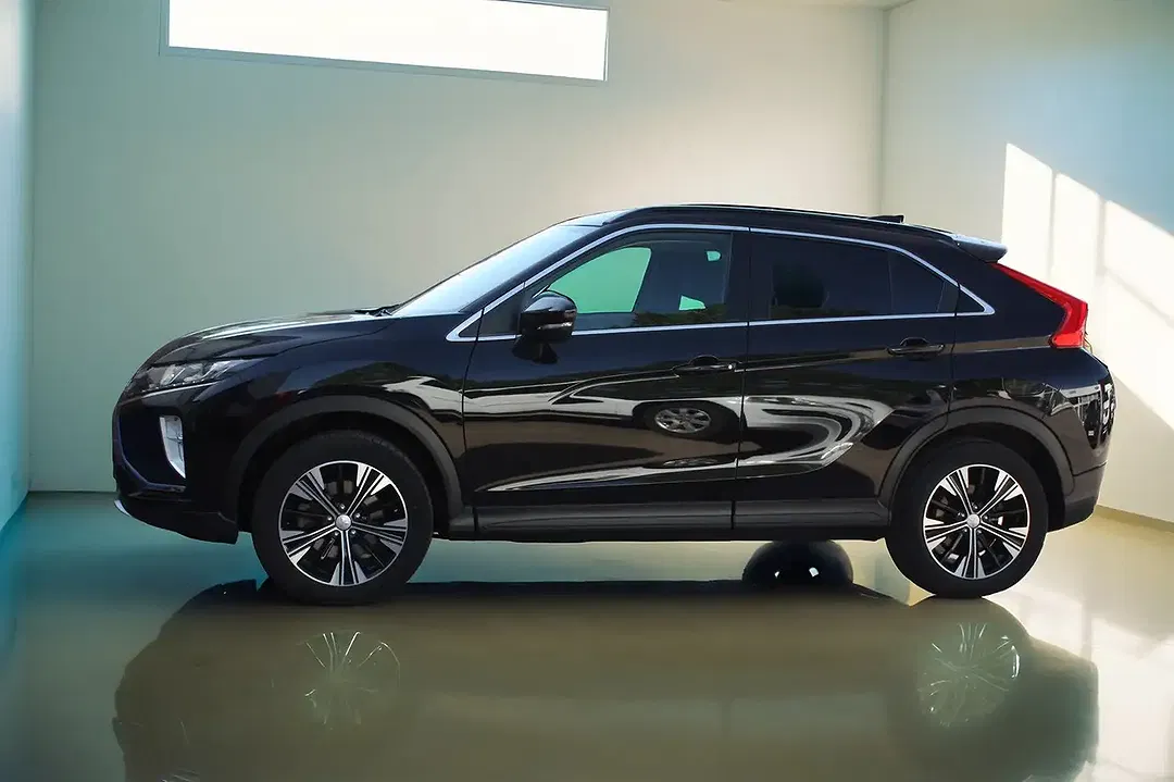 Mitsubishi Eclipse Cross - Thumbnail 5