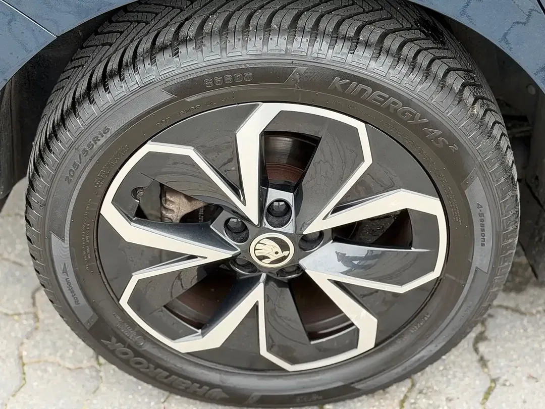 Skoda Scala - Thumbnail 9