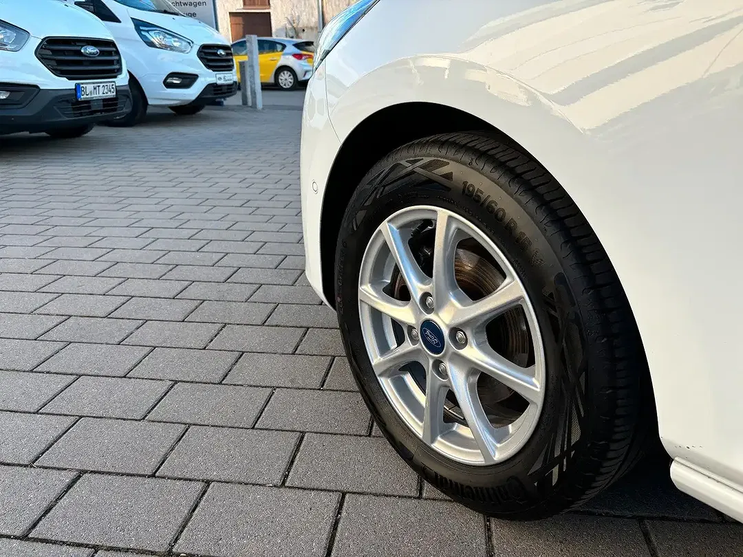 Ford Fiesta 1.0 Titanium - foto 2