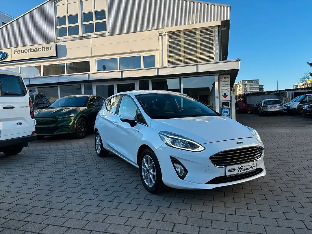 Ford Fiesta - Thumbnail 5