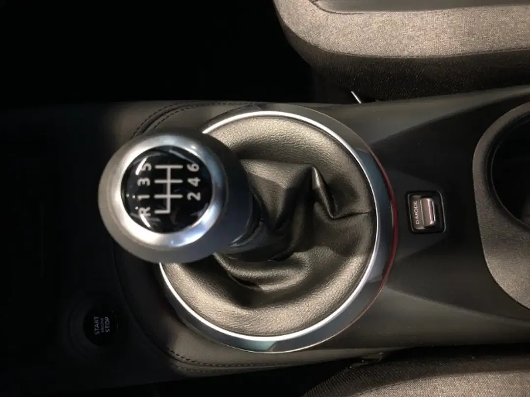 Nissan Juke - Thumbnail 11