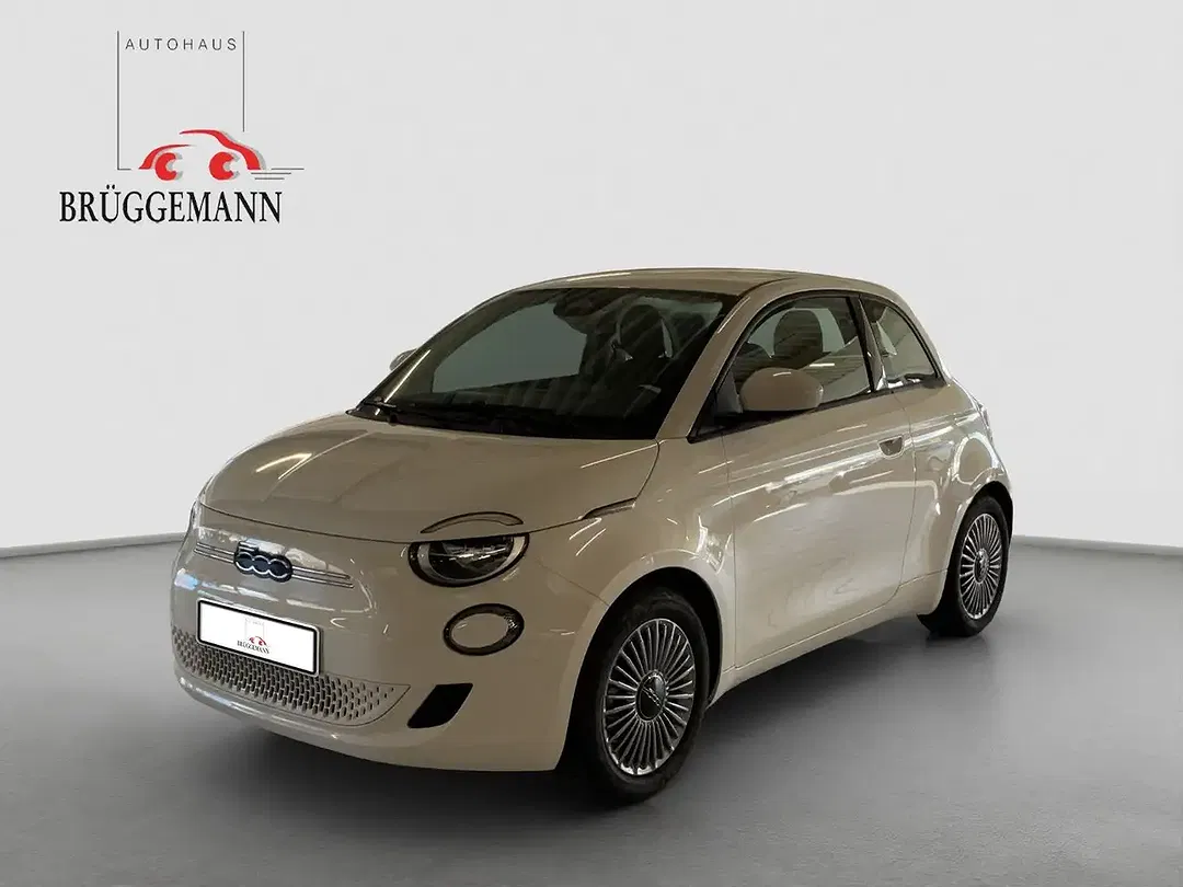 Fiat 500e - Thumbnail 1