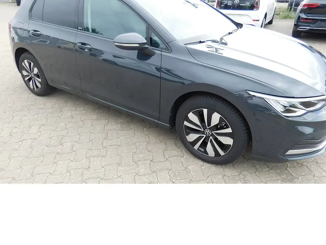 Volkswagen Golf - Thumbnail 10