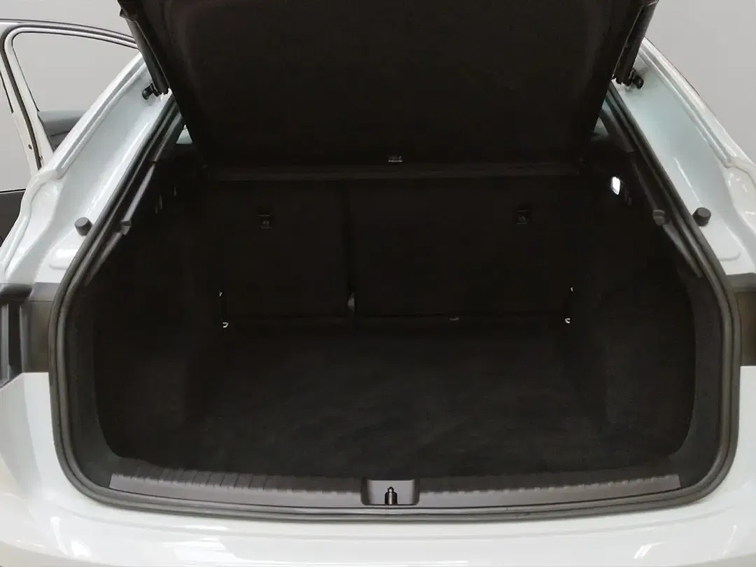 Audi e-tron S line plus - foto 14