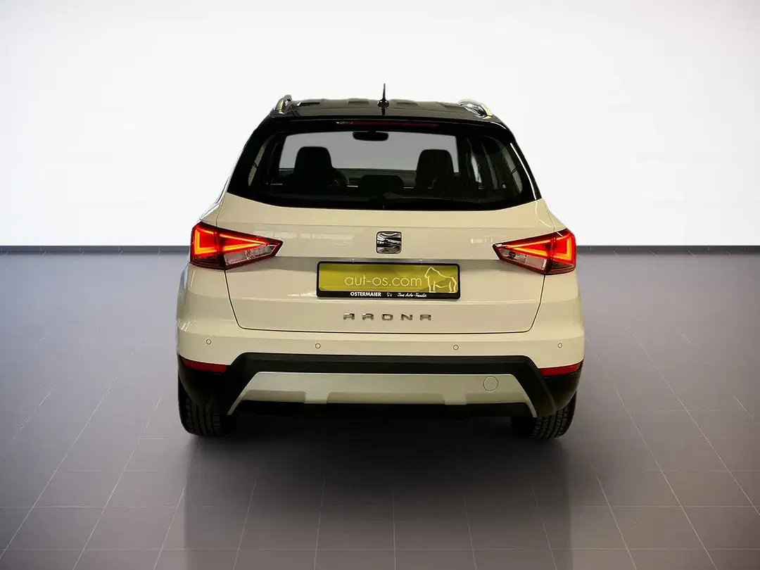 SEAT Arona - Thumbnail 4