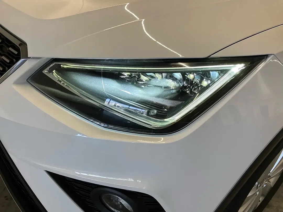 SEAT Arona - Thumbnail 5