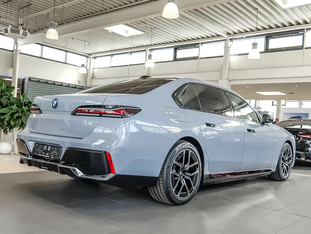 BMW i7 eDrive M Sport Pro - foto 2