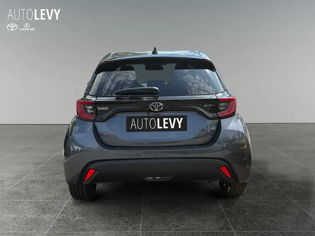 Toyota Yaris - Thumbnail 4