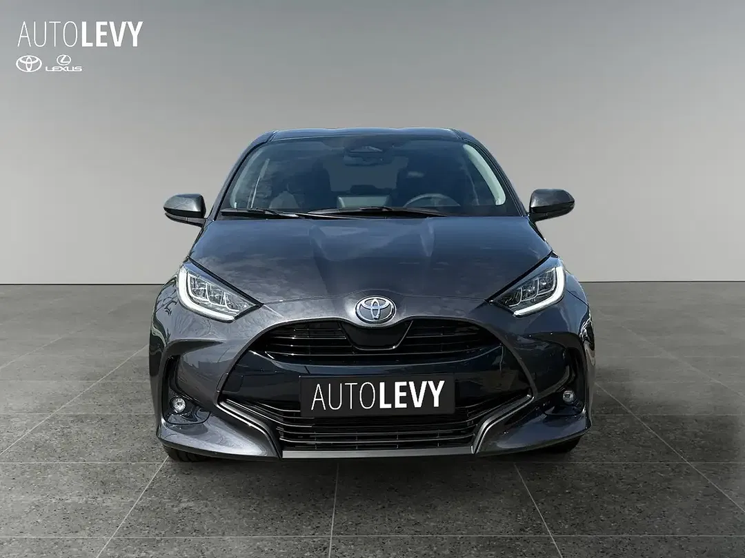 Toyota Yaris - Thumbnail 8