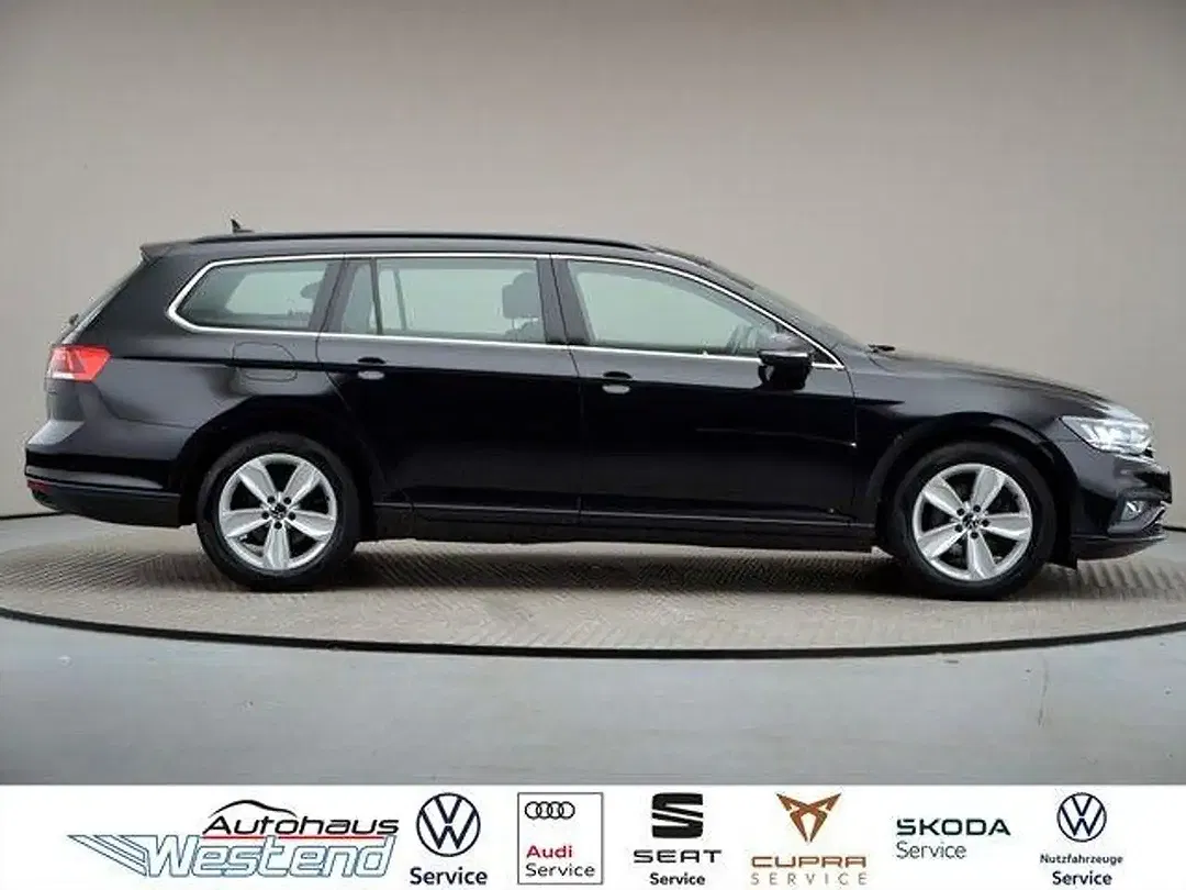 Volkswagen Passat Variant - Thumbnail 3