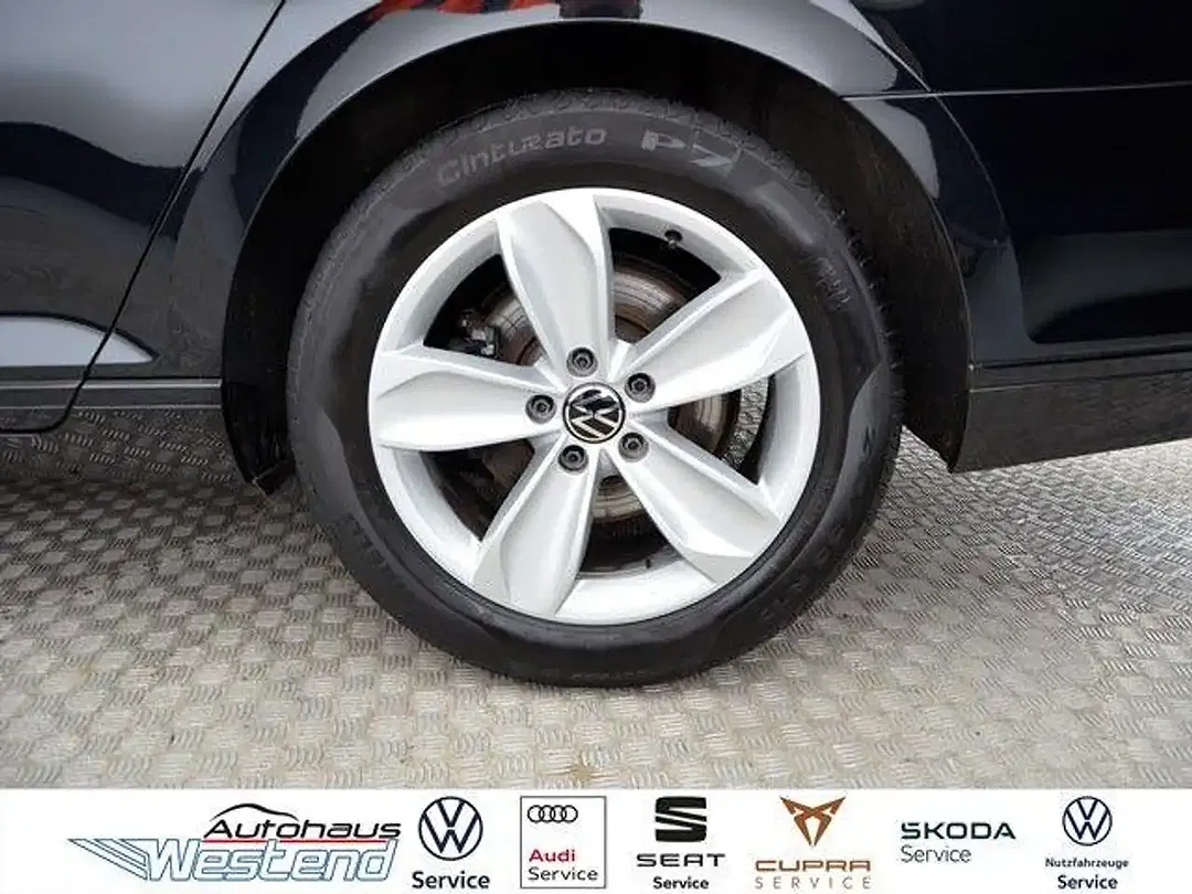 Volkswagen Passat Variant - Thumbnail 5