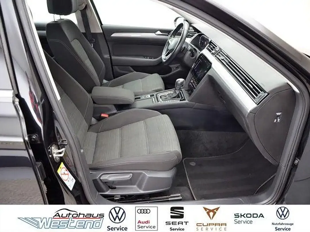 Volkswagen Passat Variant - Thumbnail 8
