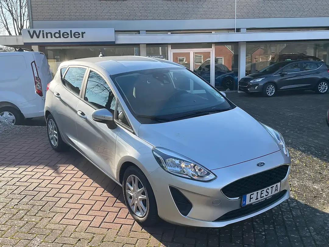 Ford Fiesta Cool & Connect - foto 1