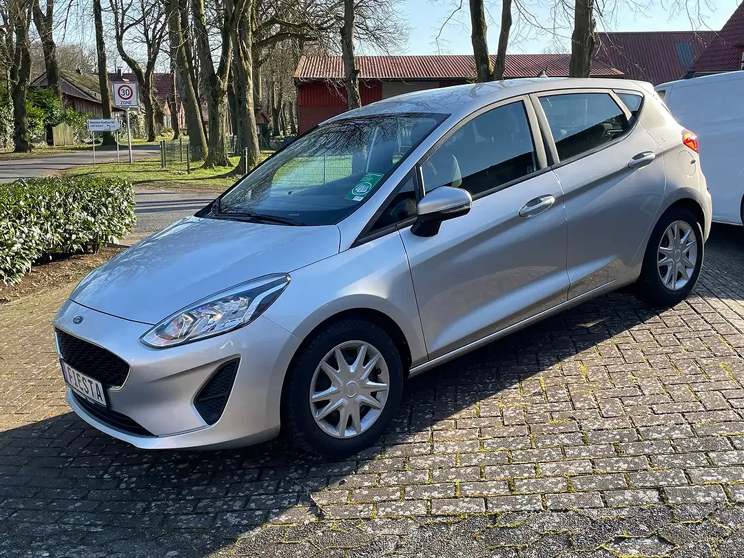 Ford Fiesta - Thumbnail 3
