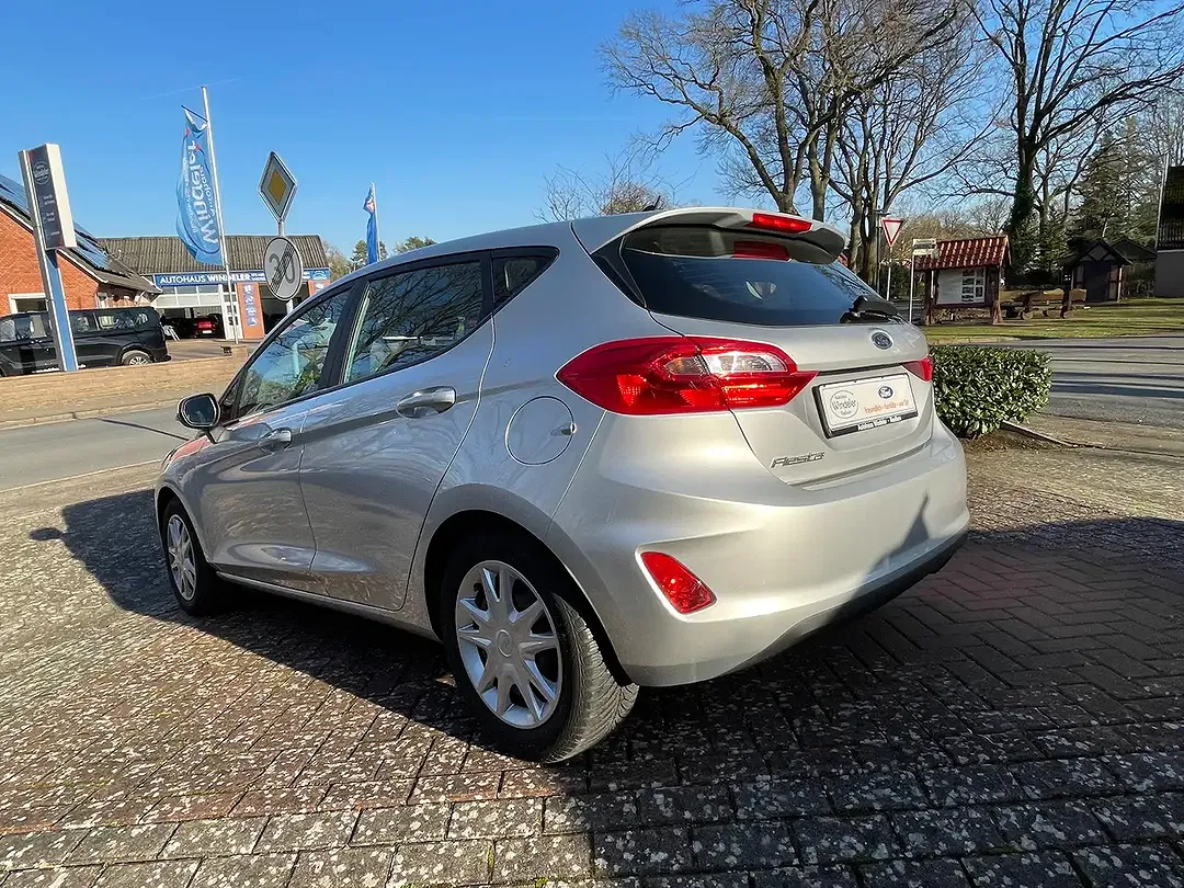 Ford Fiesta - Thumbnail 5