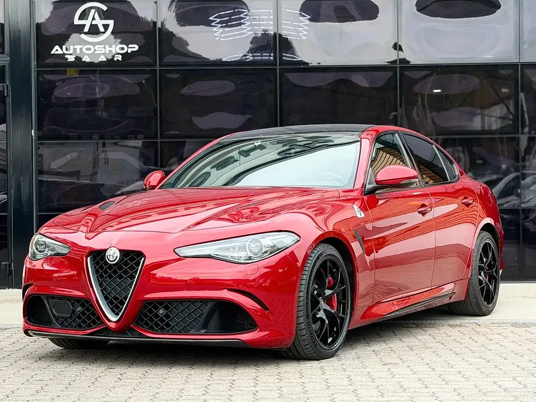 Alfa Romeo Giulia Quadrifoglio - foto 1