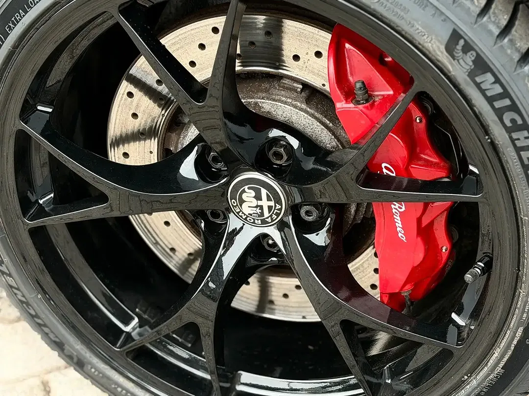 Alfa Romeo Giulia Quadrifoglio - foto 15