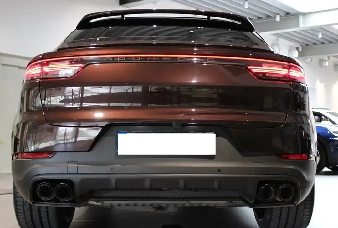 Porsche Cayenne - Thumbnail 5