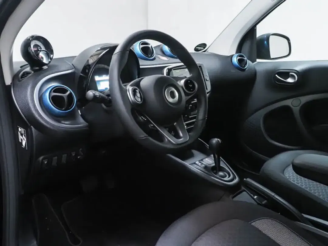 smart forTwo - Thumbnail 3