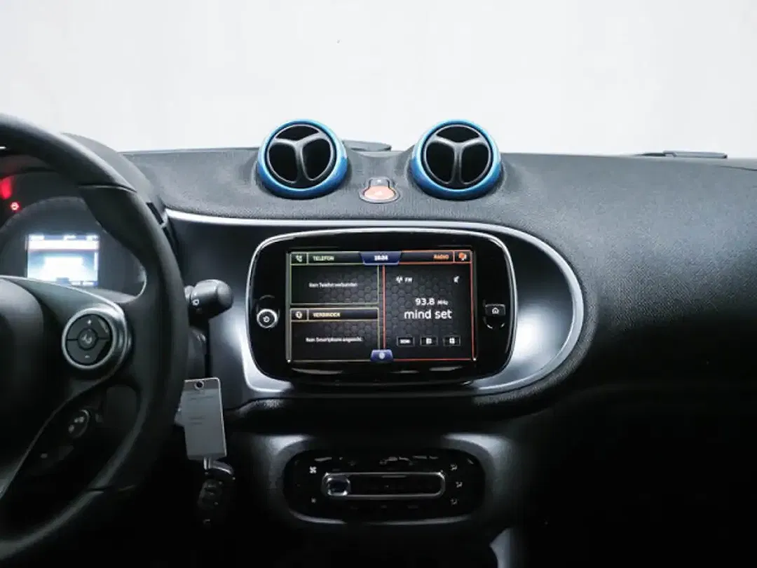 smart forTwo - Thumbnail 4