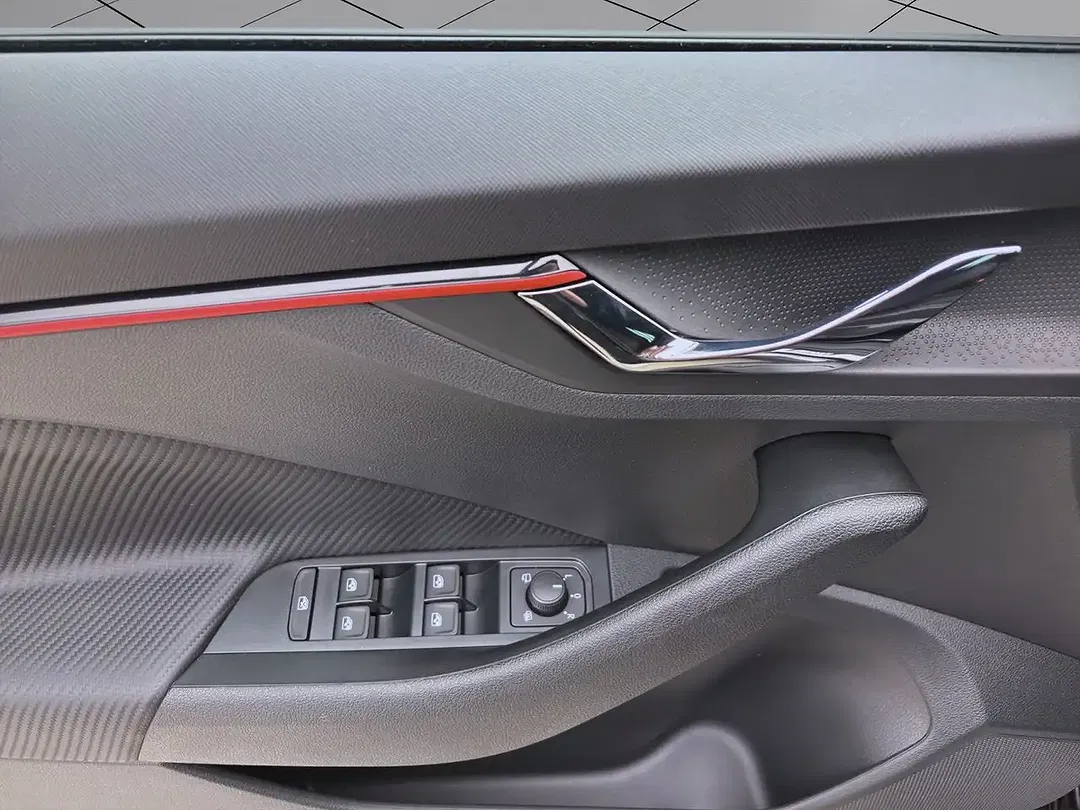 Skoda Kamiq - Thumbnail 10