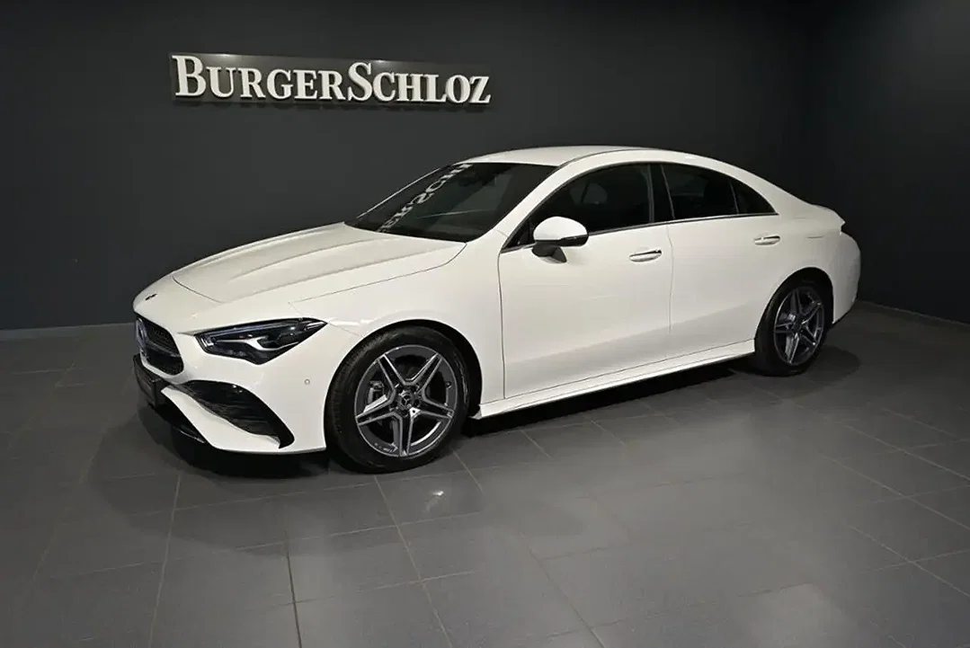 Mercedes-Benz CLA 180 - Afbeelding 1