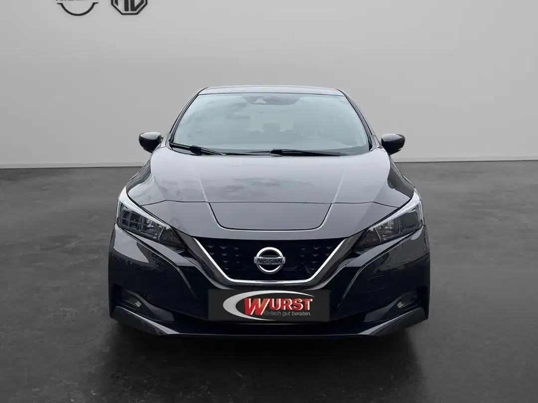 Nissan Leaf - Thumbnail 7