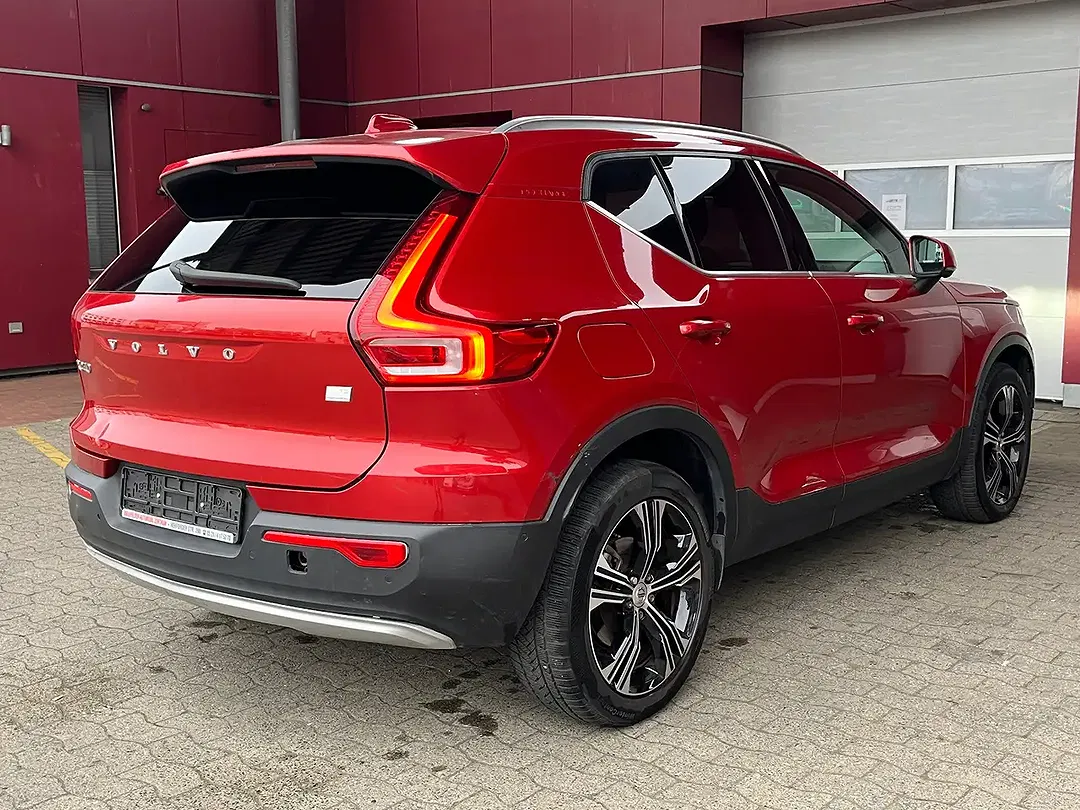 Volvo XC40 - Thumbnail 6