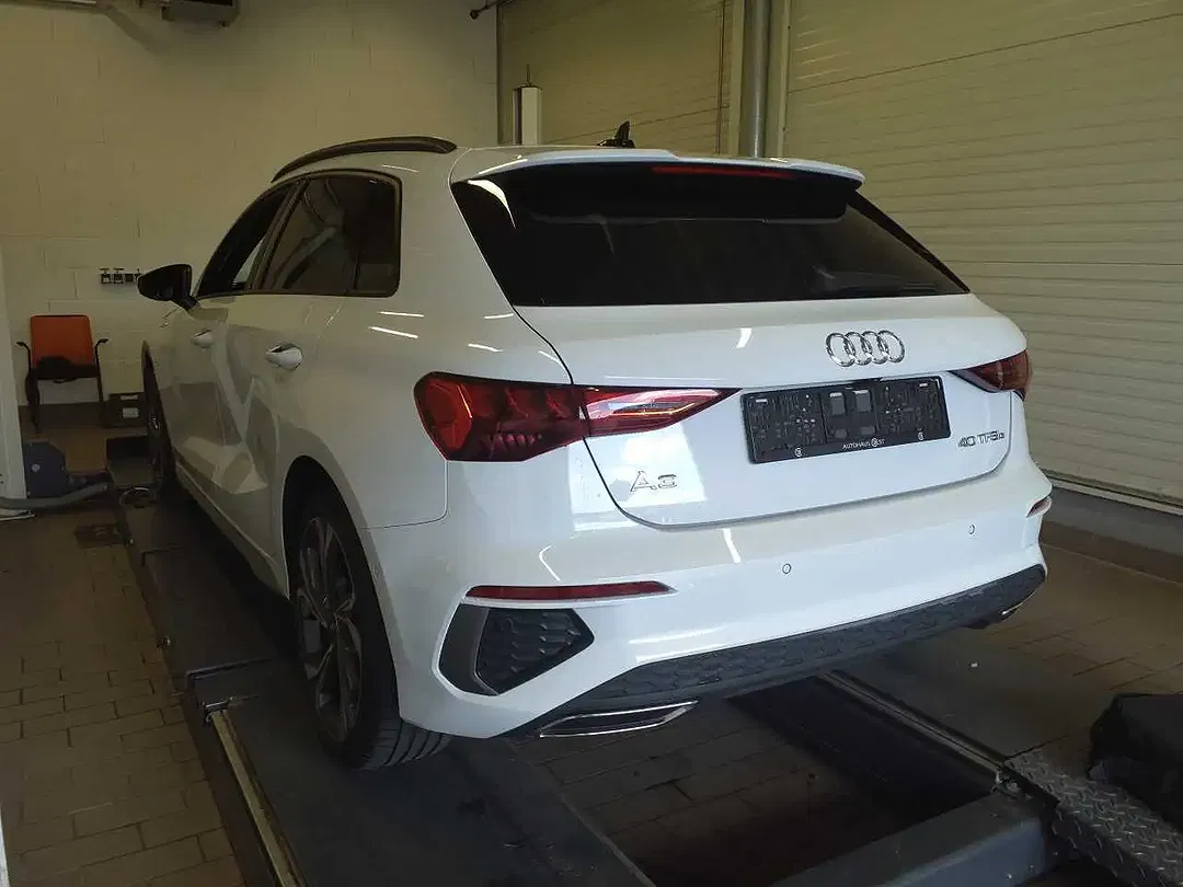 Audi A3 - Thumbnail 3