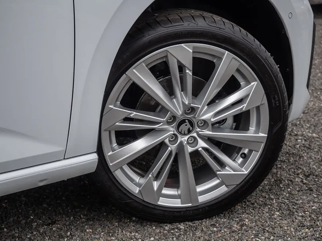 Skoda Scala - Thumbnail 5