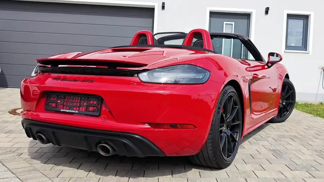 Porsche Boxster - Thumbnail 10