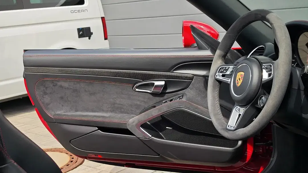 Porsche Boxster - Thumbnail 19