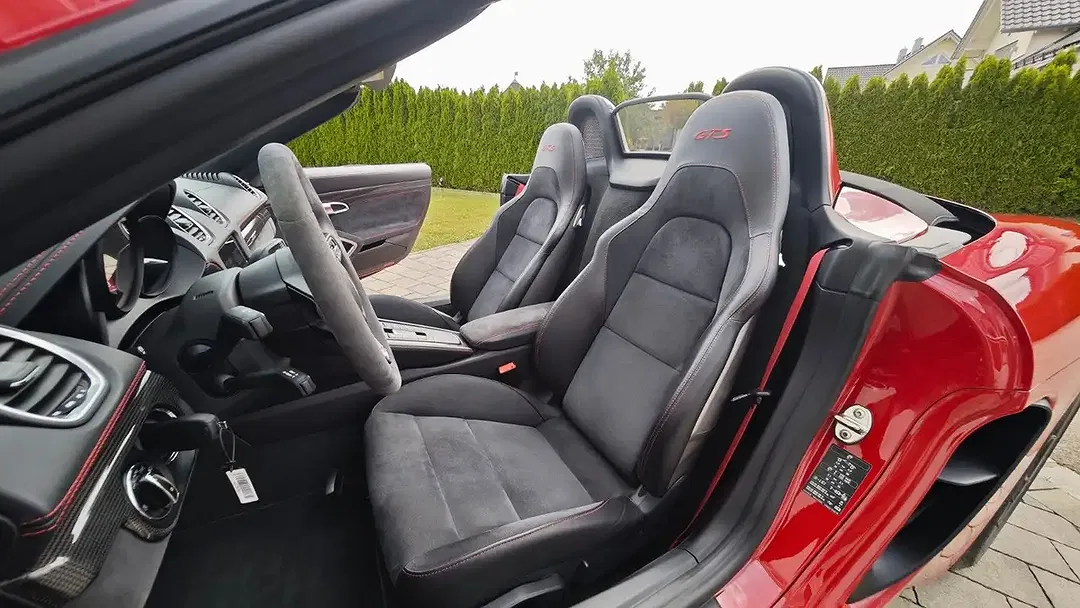Porsche Boxster - Thumbnail 23