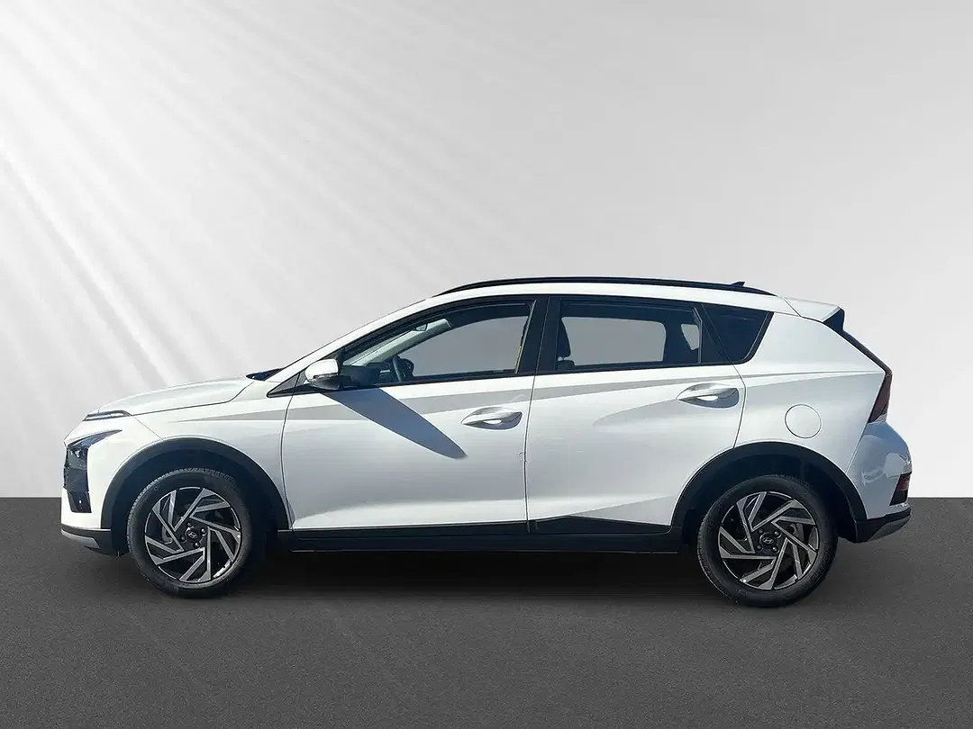 Hyundai BAYON - Thumbnail 3