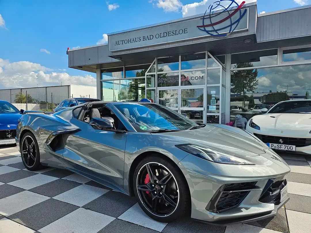 Corvette C8 - Thumbnail 2