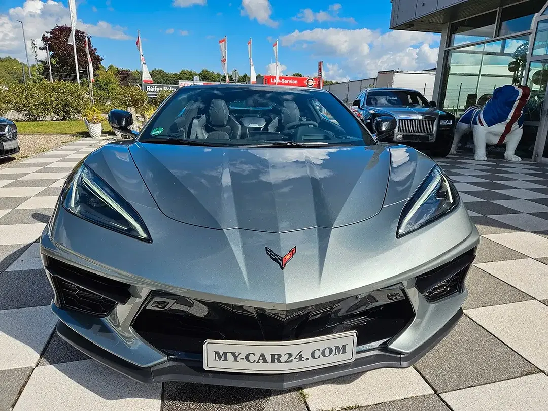 Corvette C8 - Thumbnail 4