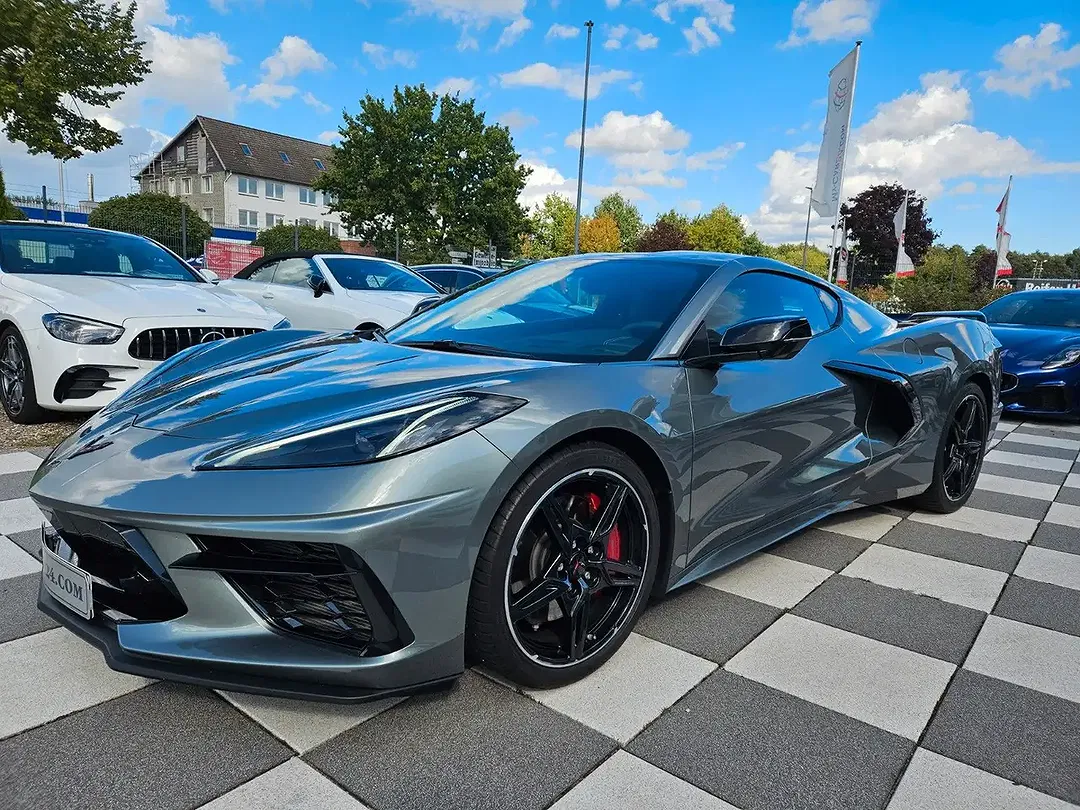 Corvette C8 - Thumbnail 9