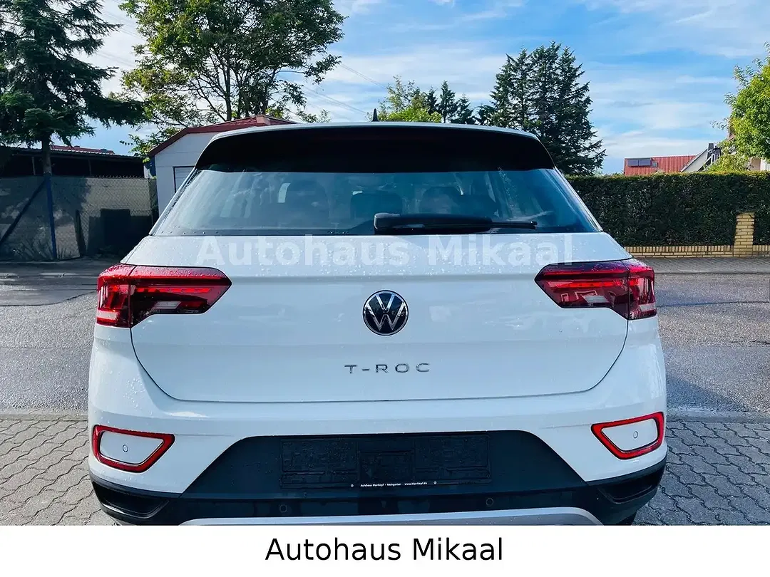 Volkswagen T-Roc - Thumbnail 7