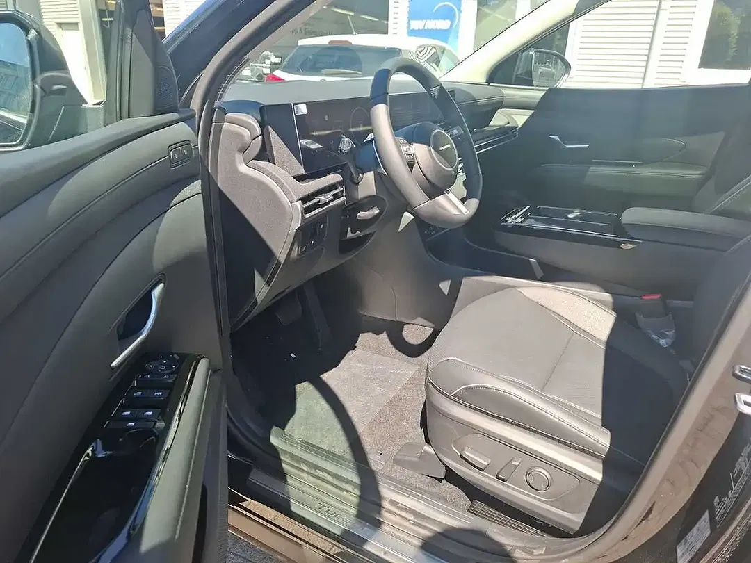 Hyundai TUCSON - Thumbnail 7