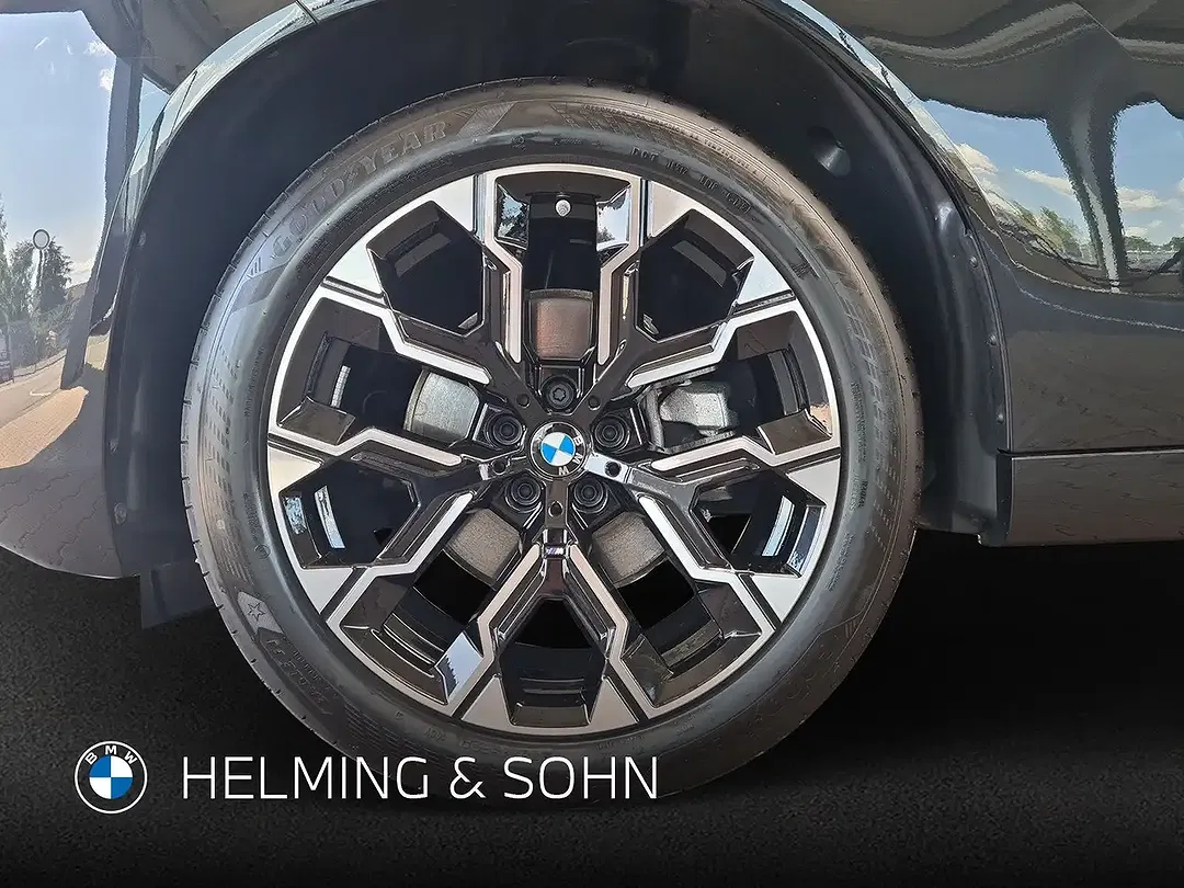 BMW X3 - Thumbnail 6