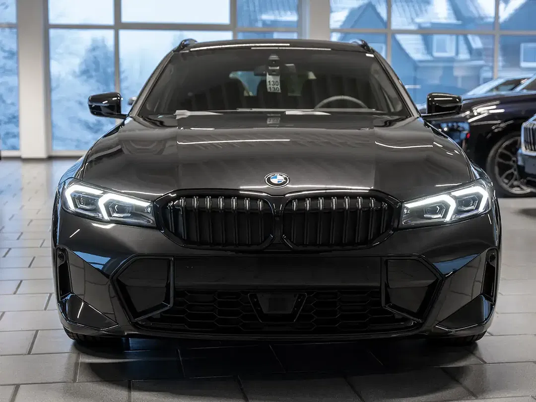 BMW 320 - Thumbnail 3