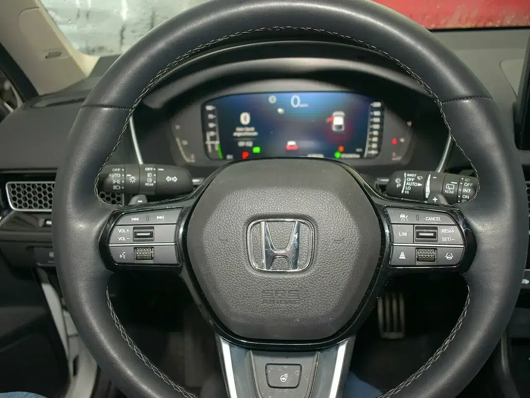 Honda Civic - Thumbnail 12