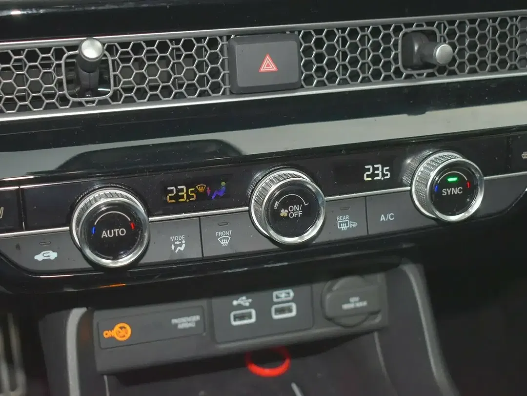 Honda Civic - Thumbnail 9