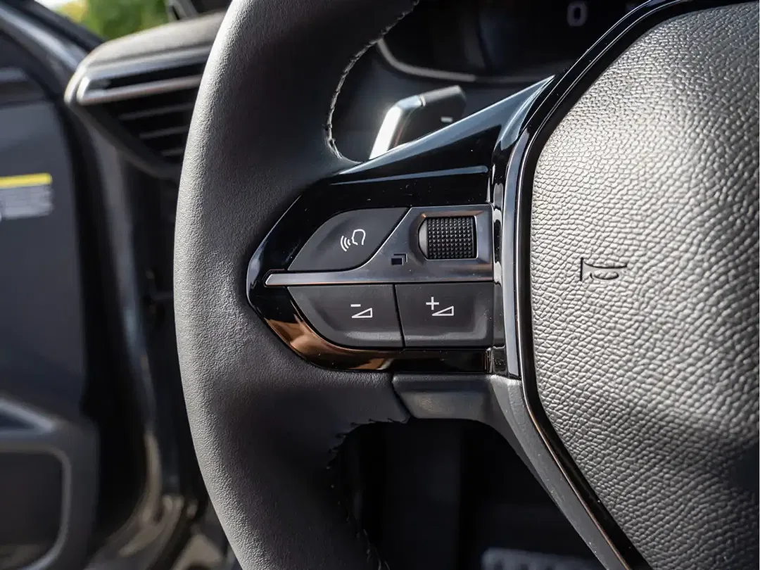 Peugeot 2008 - Thumbnail 10
