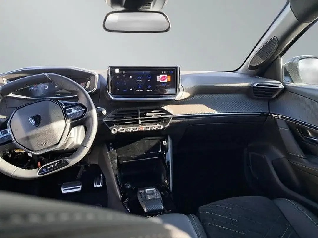 Peugeot 208 - Thumbnail 10