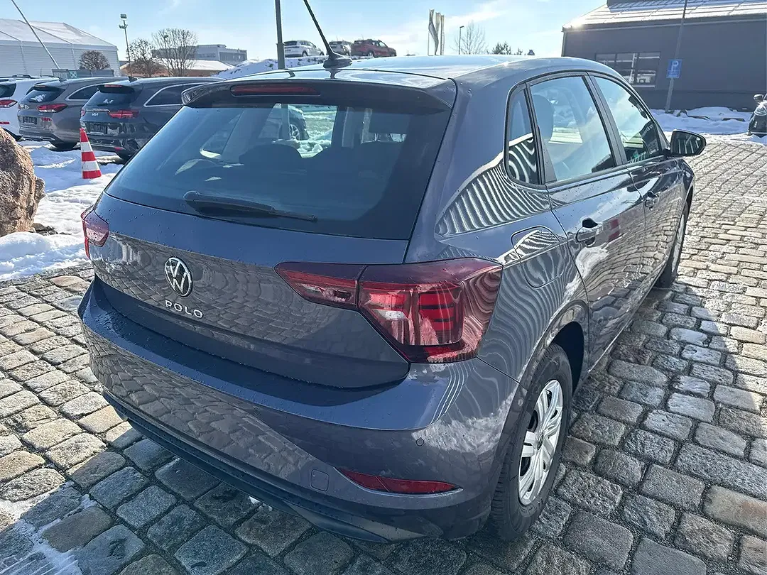 Volkswagen Polo - Thumbnail 2