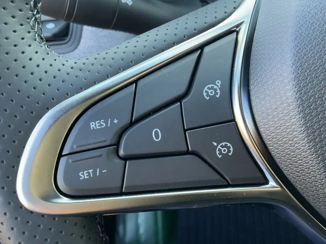 Renault Clio - Thumbnail 13