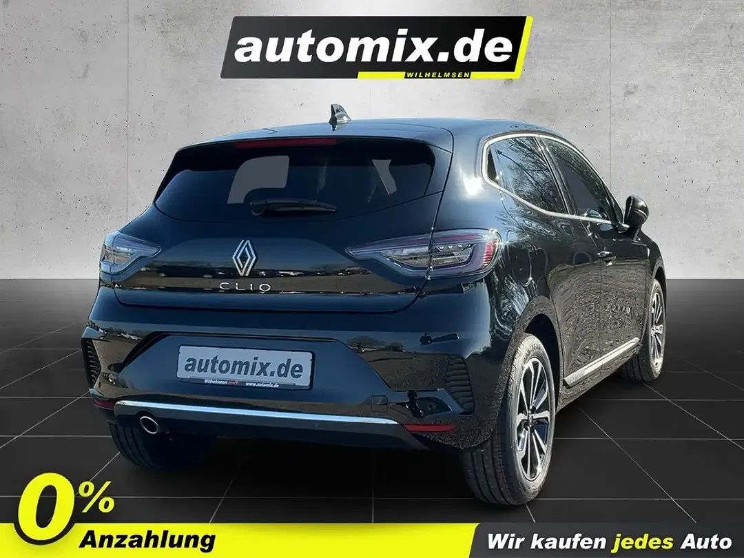 Renault Clio - Thumbnail 3