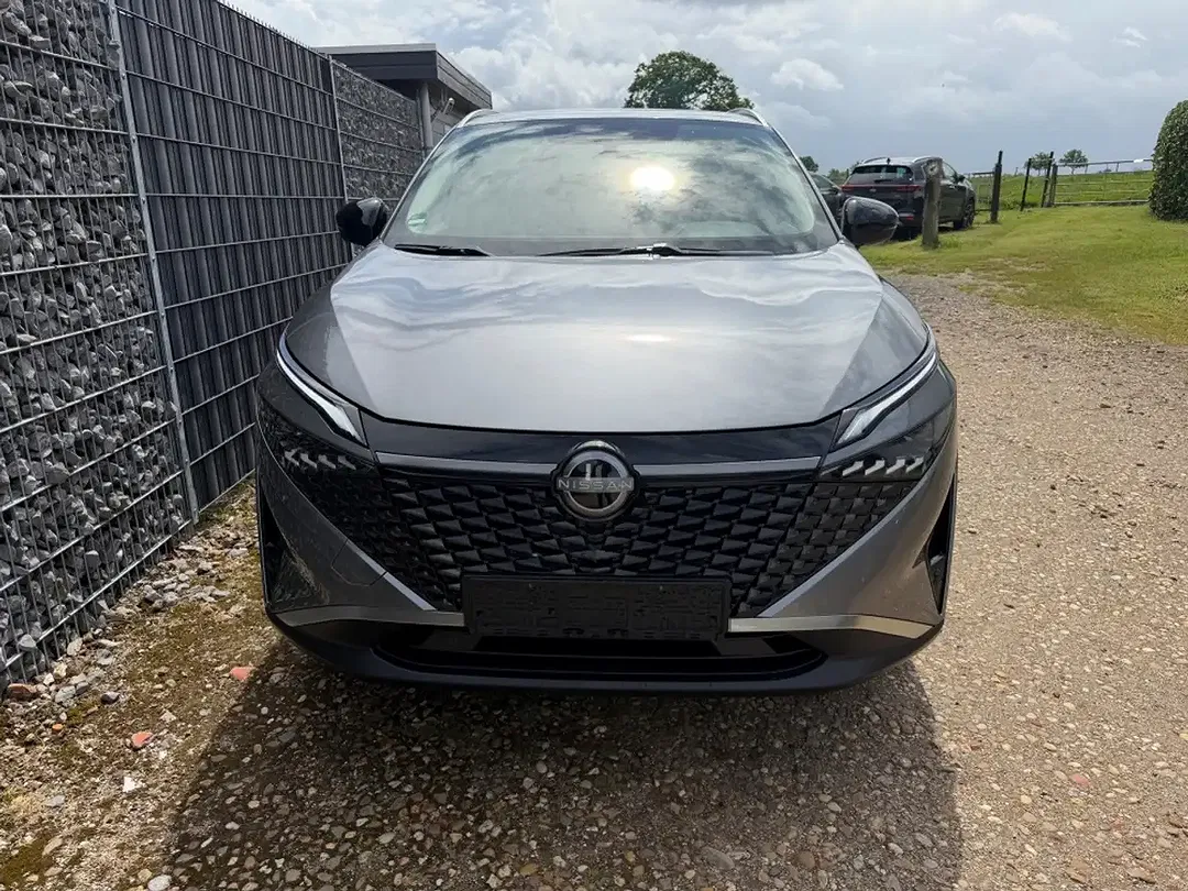 Nissan Qashqai - Thumbnail 2