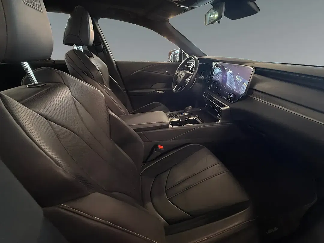 Lexus RX 500h - Thumbnail 15